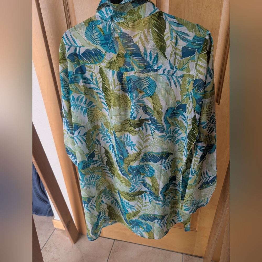 Club Z Collection Tropical Leaf Print Shirt - Picture 6 of 8